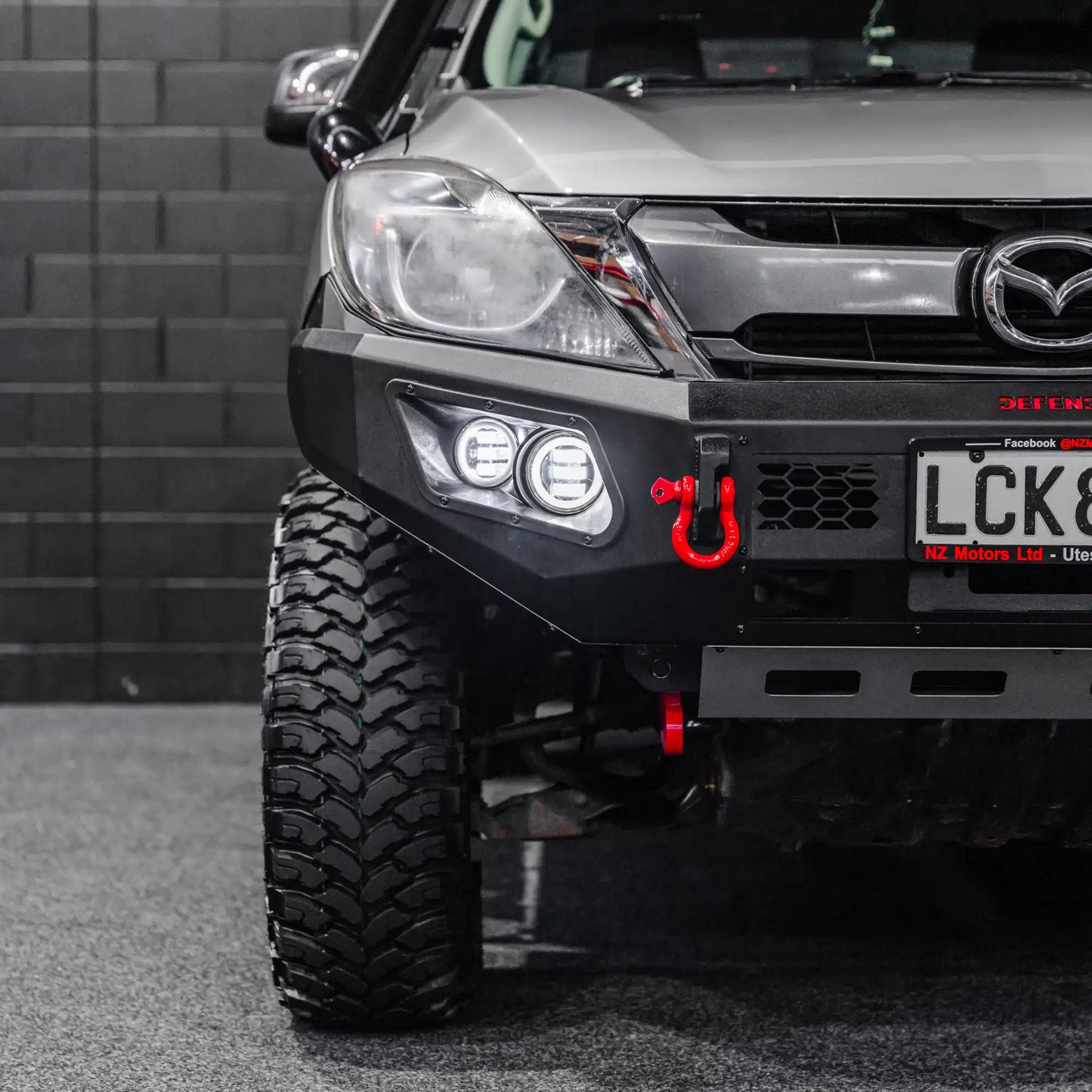 DEFENDER Off-Road Loopless Bull-Bar to suit Mazda BT-50 2012 – 2020