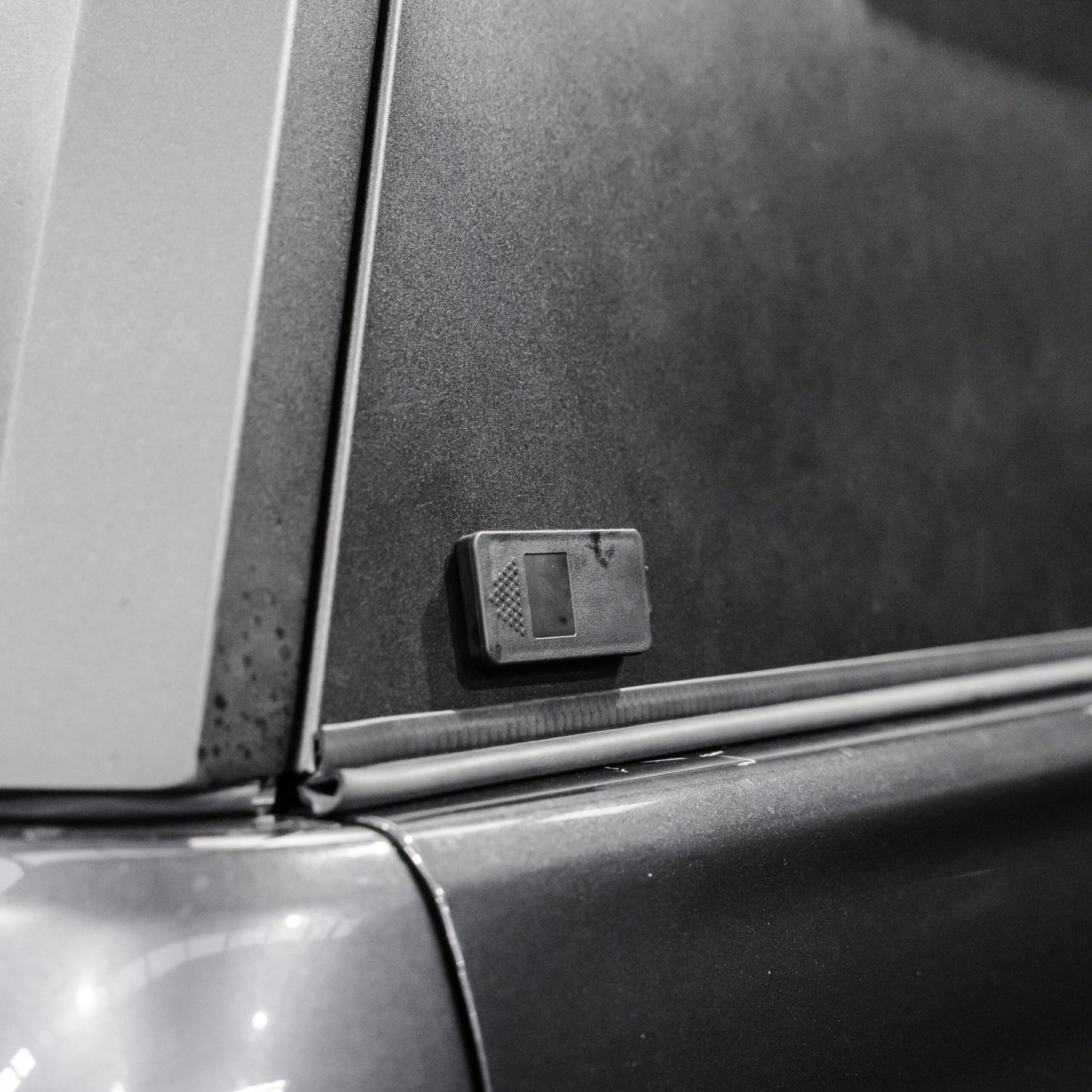 SHIELD Off-Road Aluminium Windowless Canopy to suit Ford Ranger PX1-3 2012 - 2022 - view 6
