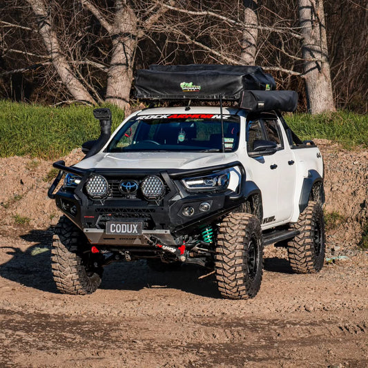 CODUX Wide Track N80 Hilux on 35s