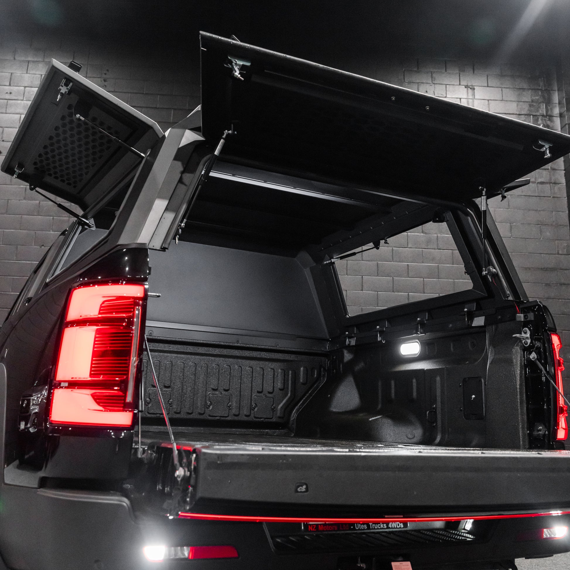 SHIELD Off-Road Aluminium Windowless Canopy to suit BYD Shark 6 2024 - Present - view 4