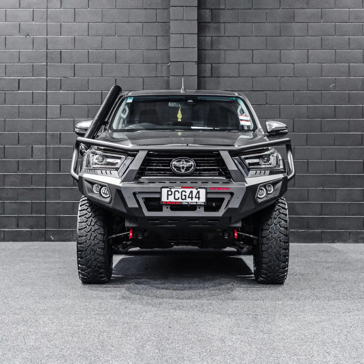 DEFENDER Off-Road Triple Loop Bull-Bar to suit 2020 – Present Toyota Hilux