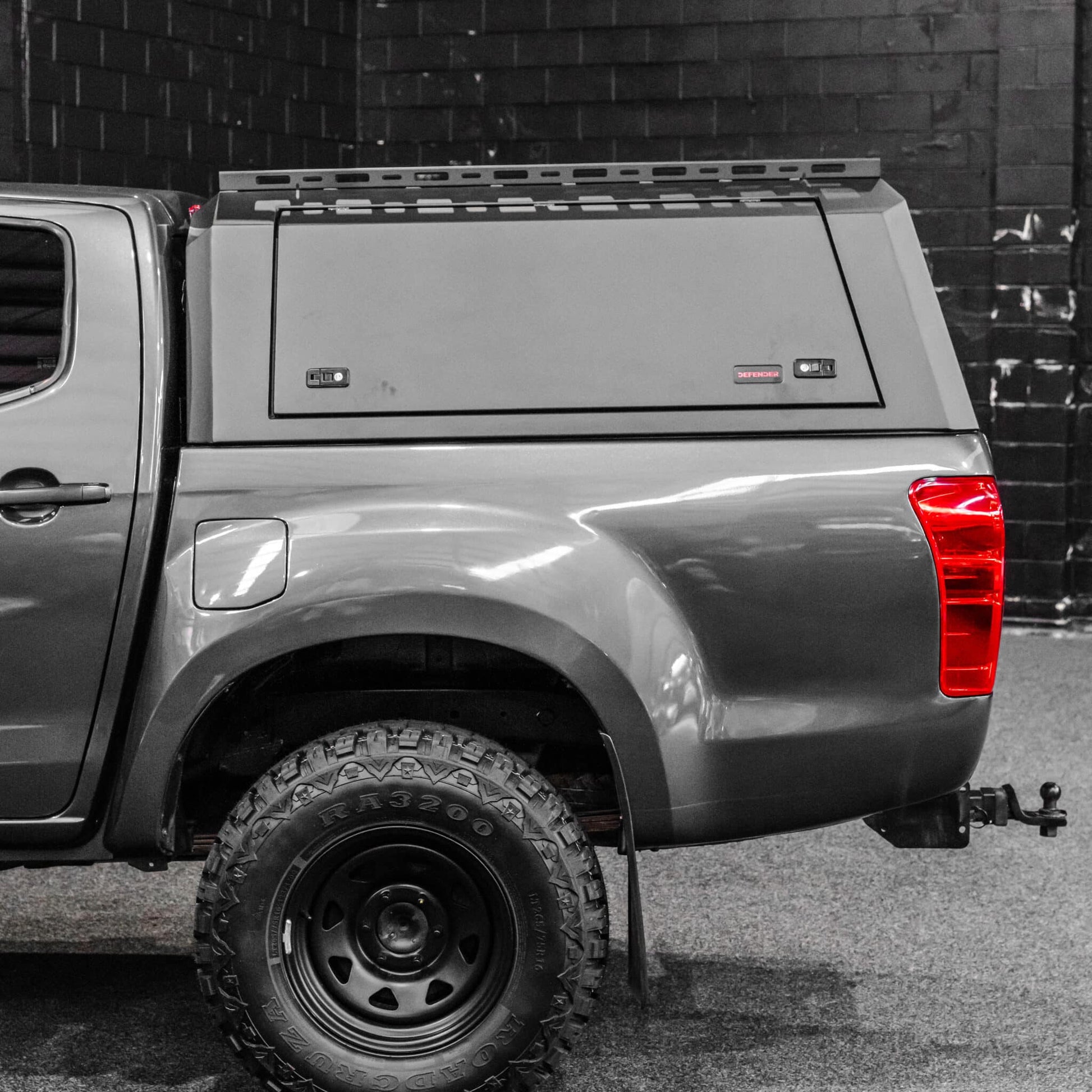 SHIELD Off-Road Aluminium Windowless Canopy to suit Isuzu D-Max 2013 - 2020 - view 5