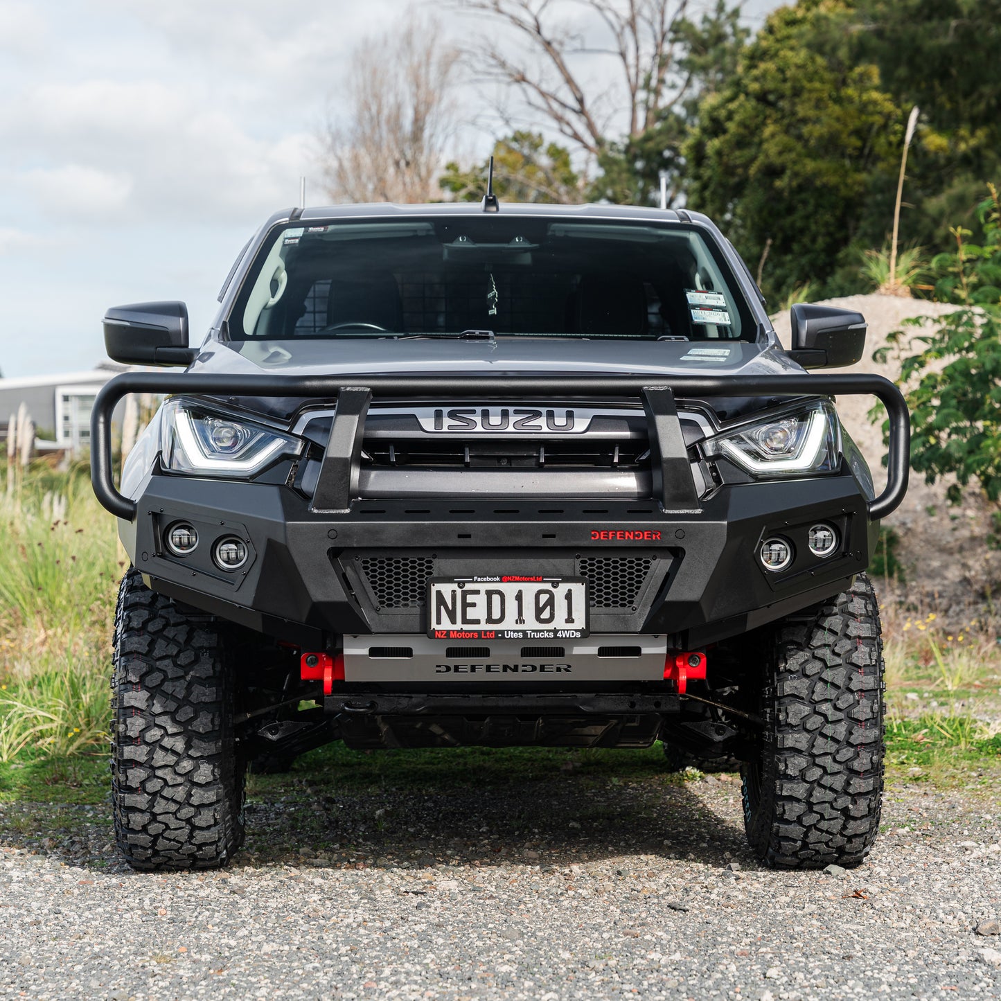 SHIELD Off-Road Triple Loop Bull-Bar to suit Isuzu D-Max 2021 - Present - view 3