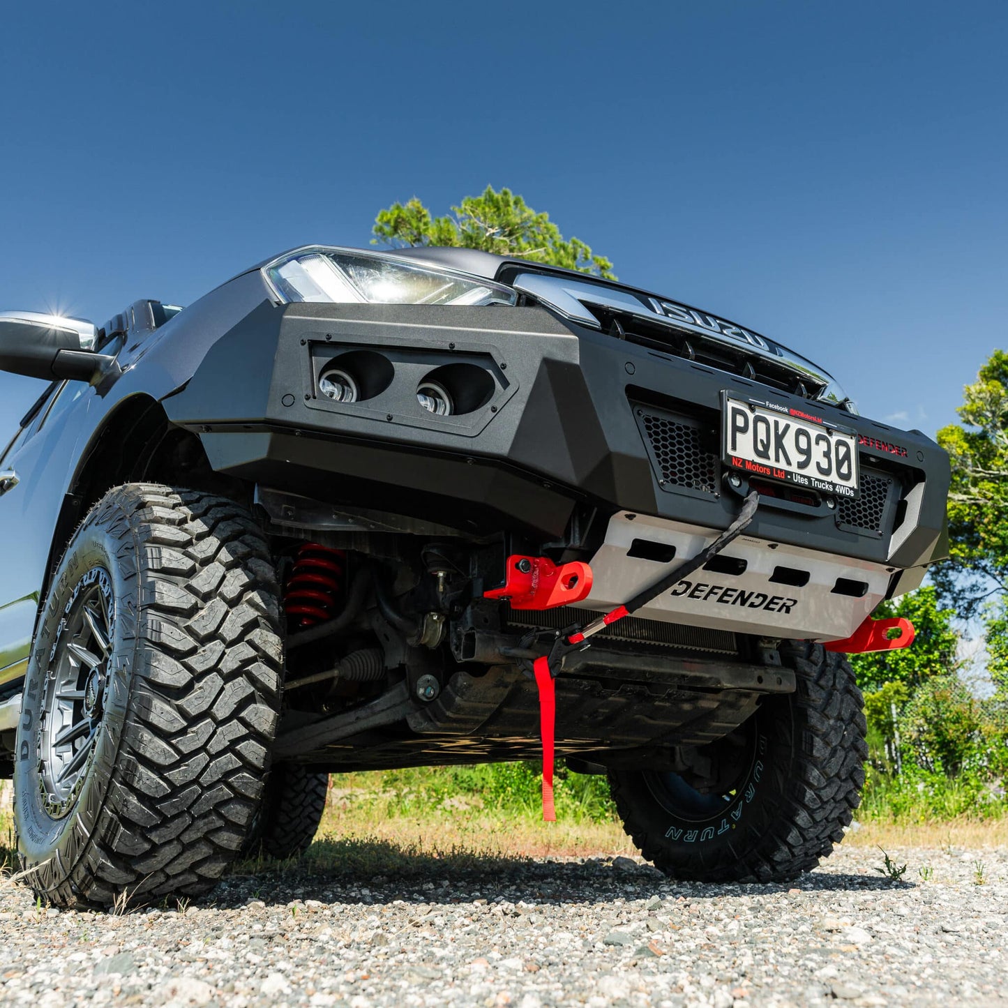 SHIELD Off-Road Loopless Bull-Bar to suit Isuzu D-Max 2021 - Present - view 5