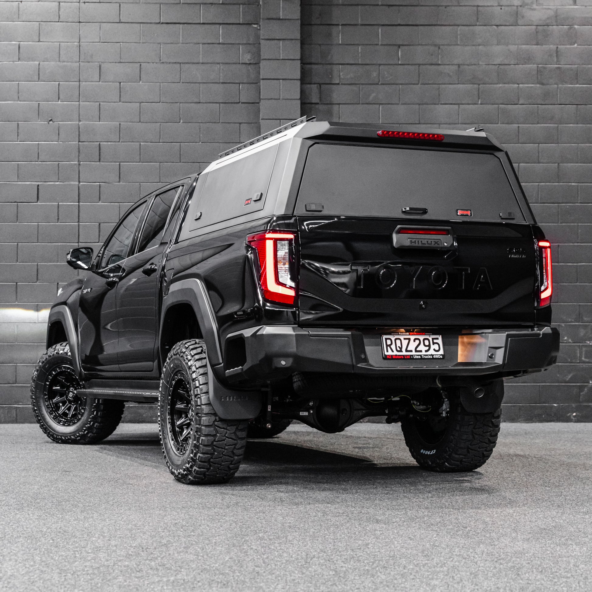 SHIELD Off-Road Aluminium Windowless Canopy to suit Toyota Hilux N90 2025 - Present - view 2
