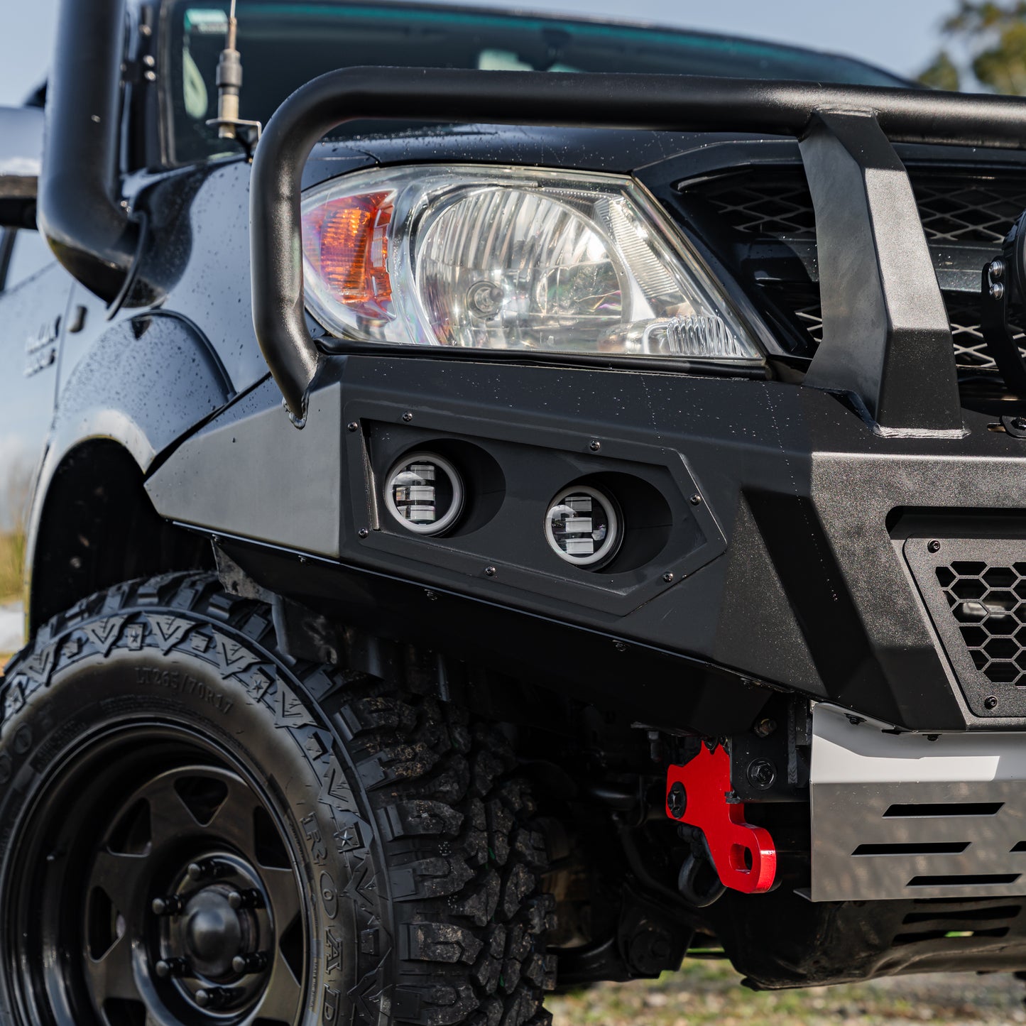 SHIELD Off-Road Triple Loop Bull-Bar to suit Toyota Hilux 2005 - 2011 (Pre-Facelift) - view 4