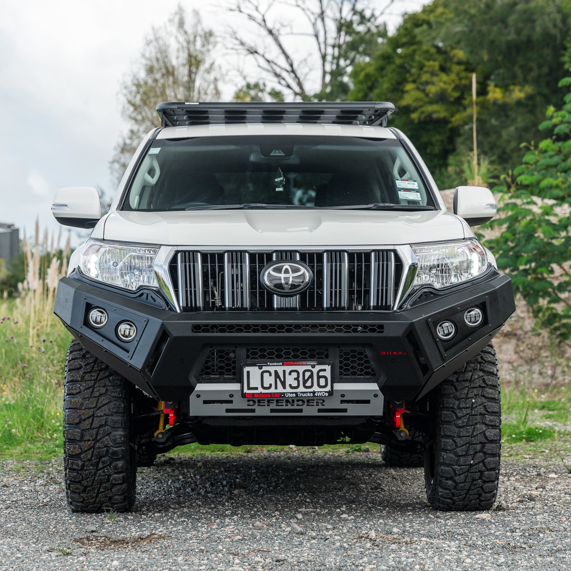 SHIELD Off-Road Loopless Bull-Bar to suit Toyota Prado 150 2018 - 2023 - view 2