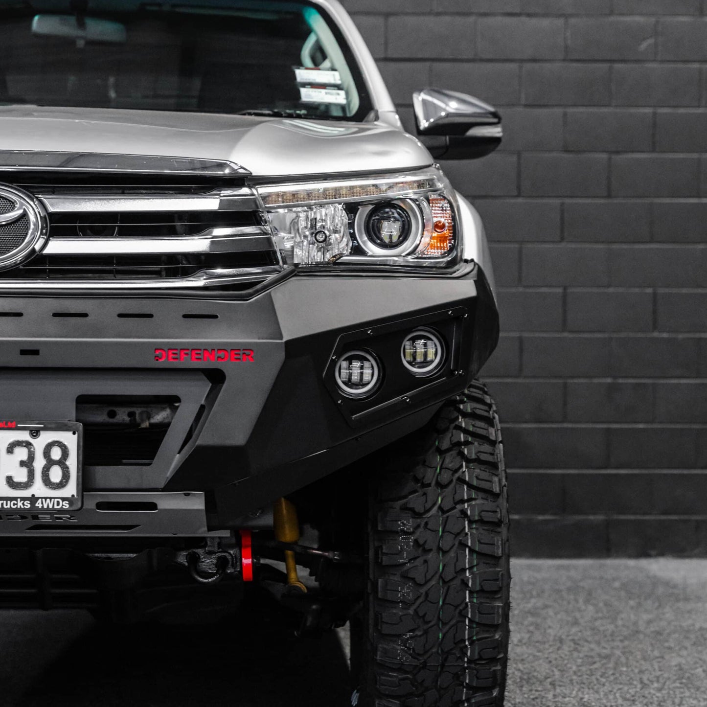 SHIELD Off-Road Loopless Bull-Bar to suit Toyota Hilux 2015 - 2020 - view 4