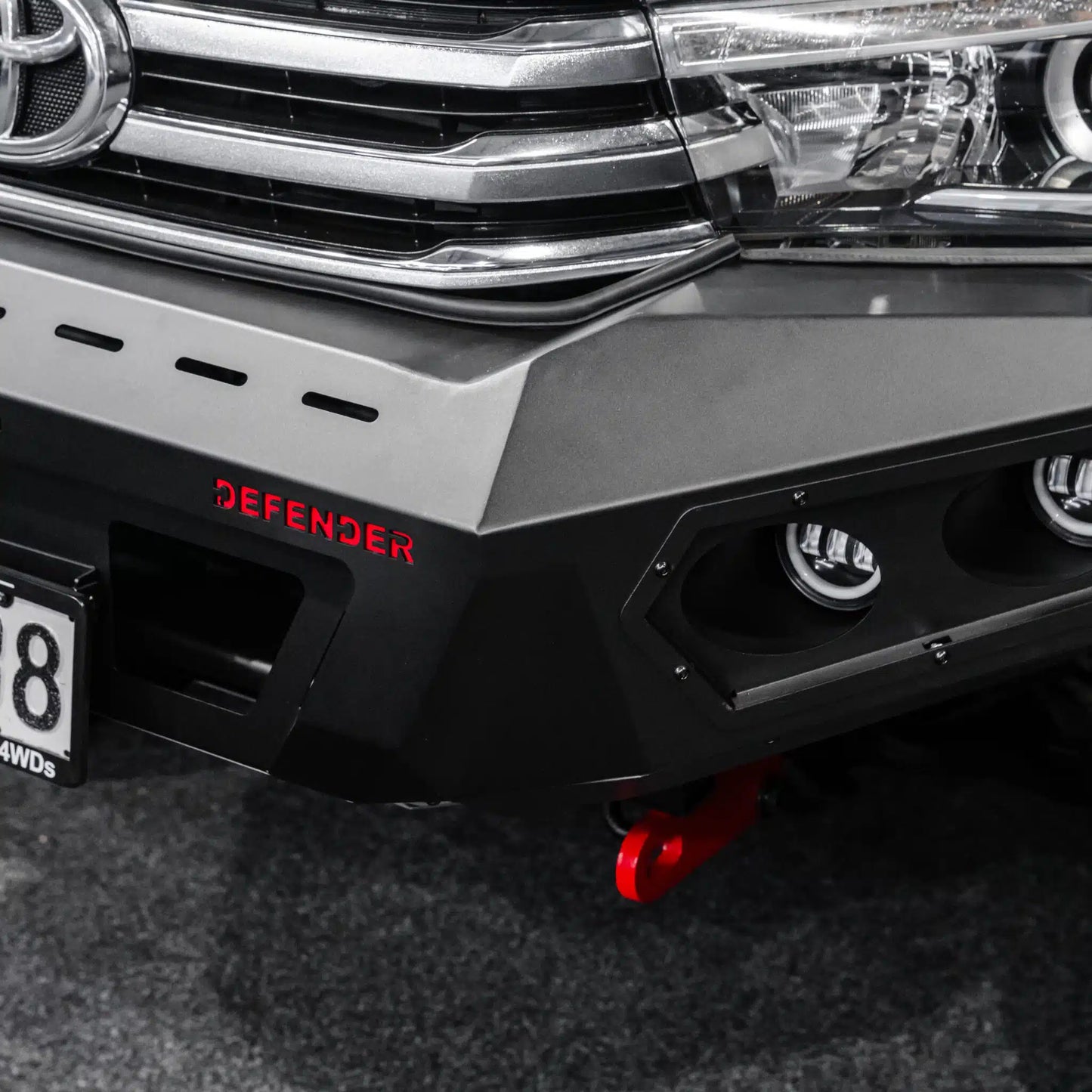 DEFENDER Off-Road Loopless Bull-Bar to suit Toyota Hilux 2015 - 2020