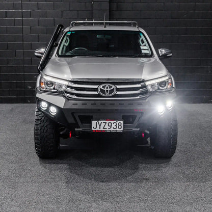 DEFENDER Off-Road Loopless Bull-Bar to suit Toyota Hilux 2015 - 2020