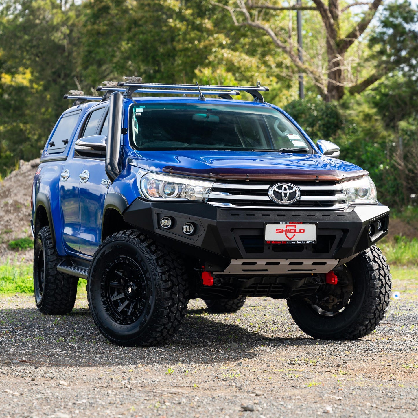 SHIELD Off-Road Loopless Bull-Bar to suit Toyota Hilux 2015 - 2020
