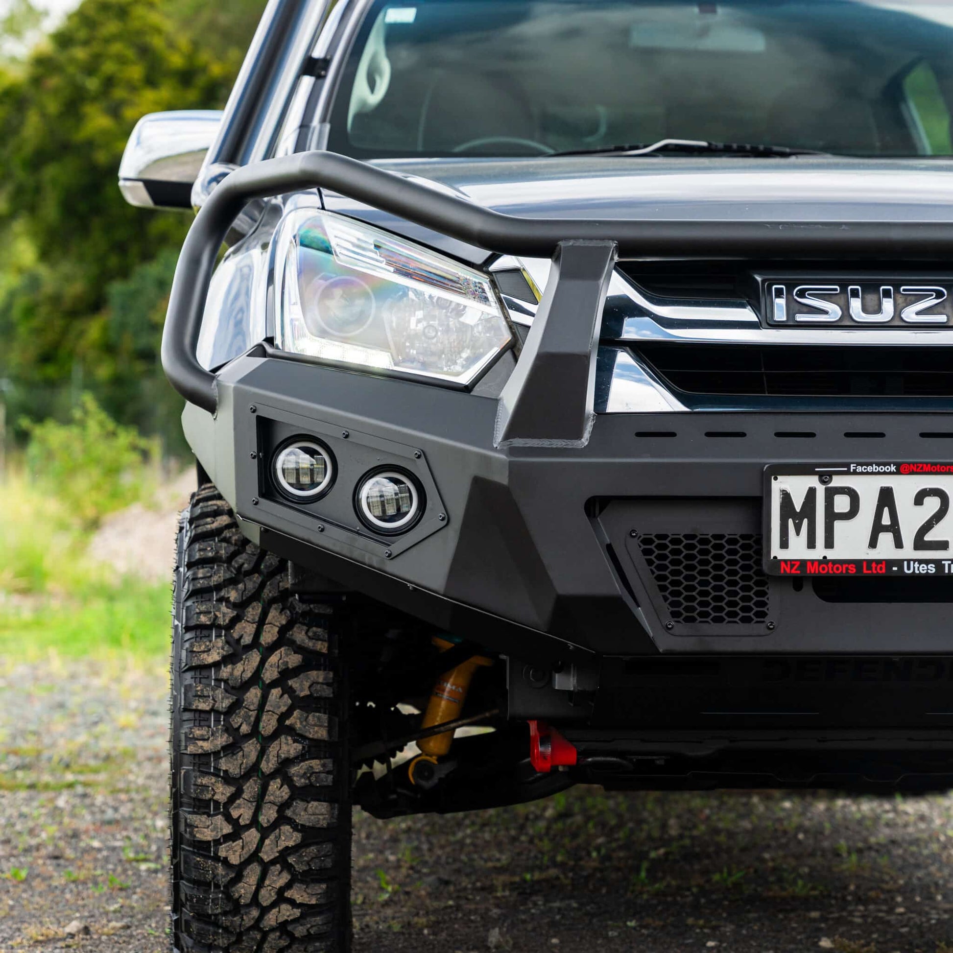 SHIELD Off-Road Triple Loop Bull-Bar to suit Isuzu D-Max 2016 - 2020 - view 5