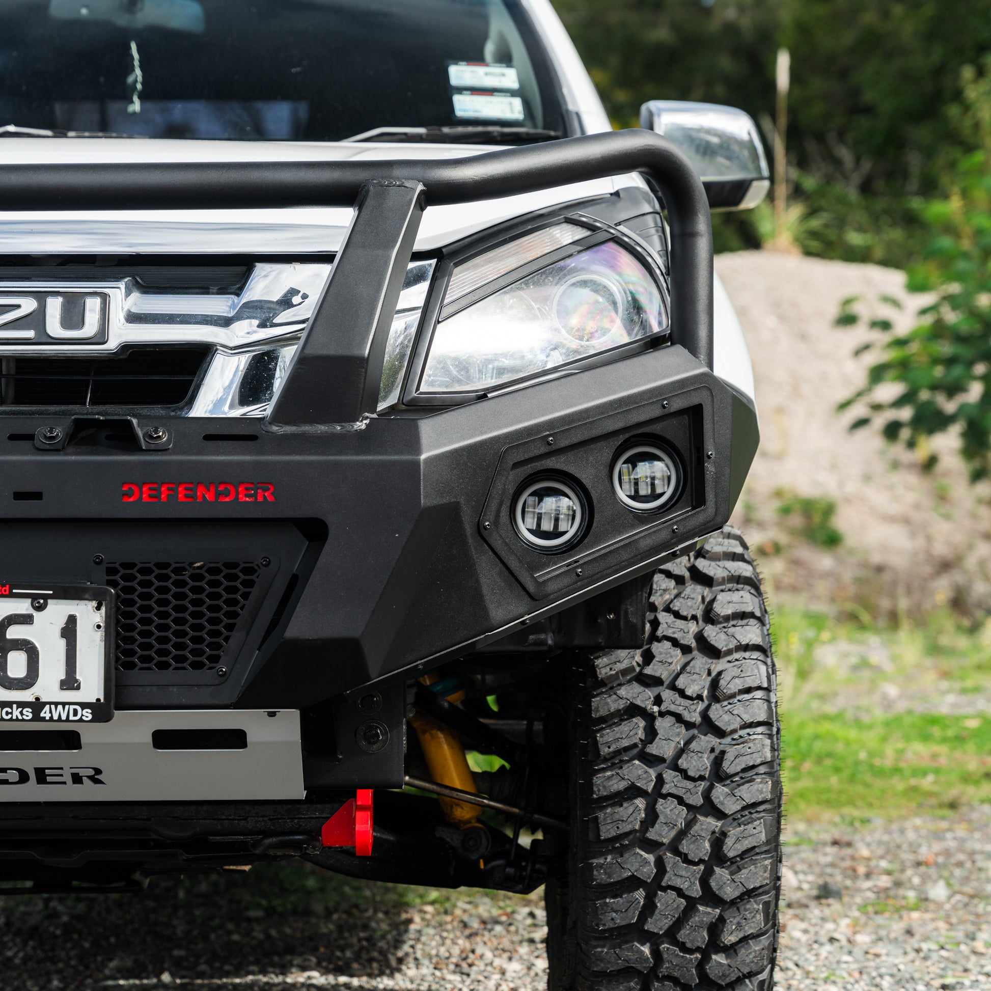 SHIELD Off-Road Triple Loop Bull-Bar to suit Isuzu D-Max 2013 - 2015 (Pre-Facelift) - view 5