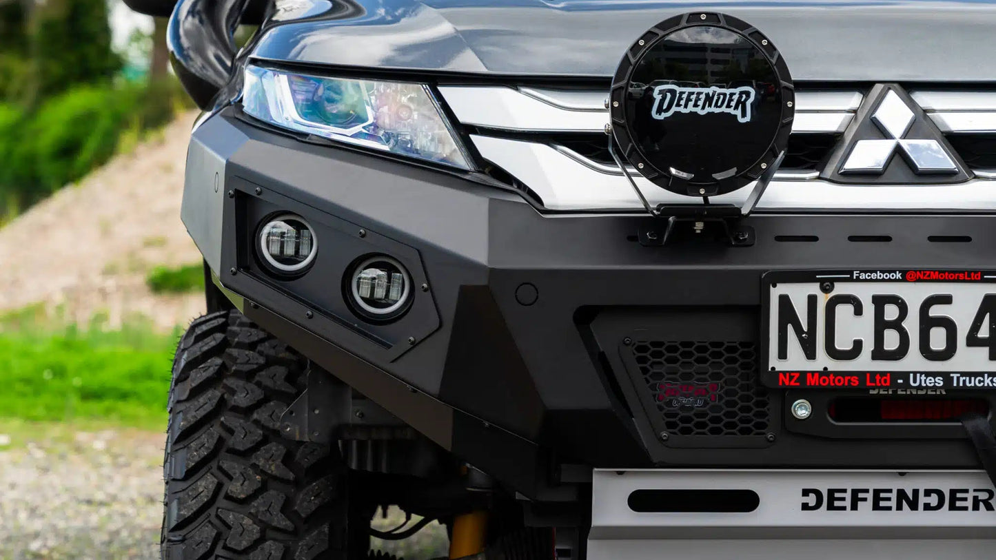 DEFENDER Off-Road Loopless Bull-Bar to suit Mitsubishi Triton 2019 - 2023