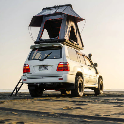 Defender Off-Road Aluminium Rooftop Tent