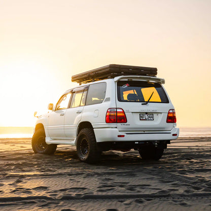 Defender Off-Road Aluminium Rooftop Tent
