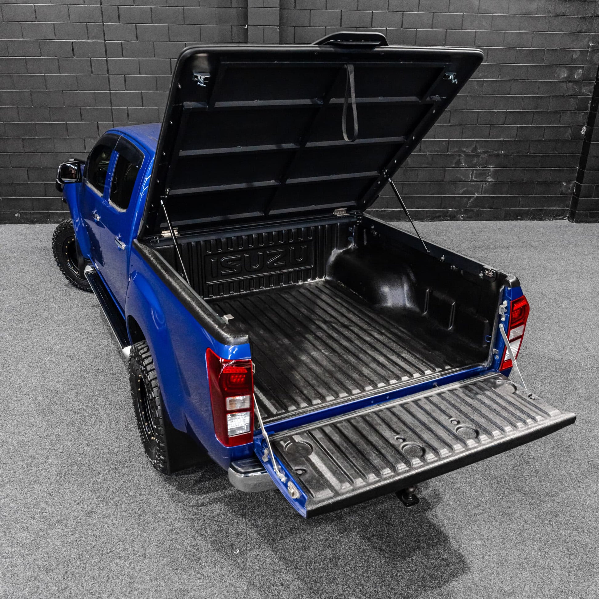 SHIELD Off-Road Hard Lid to suit Ford Ranger PX1/2/3 2012 - 2022 - view 6
