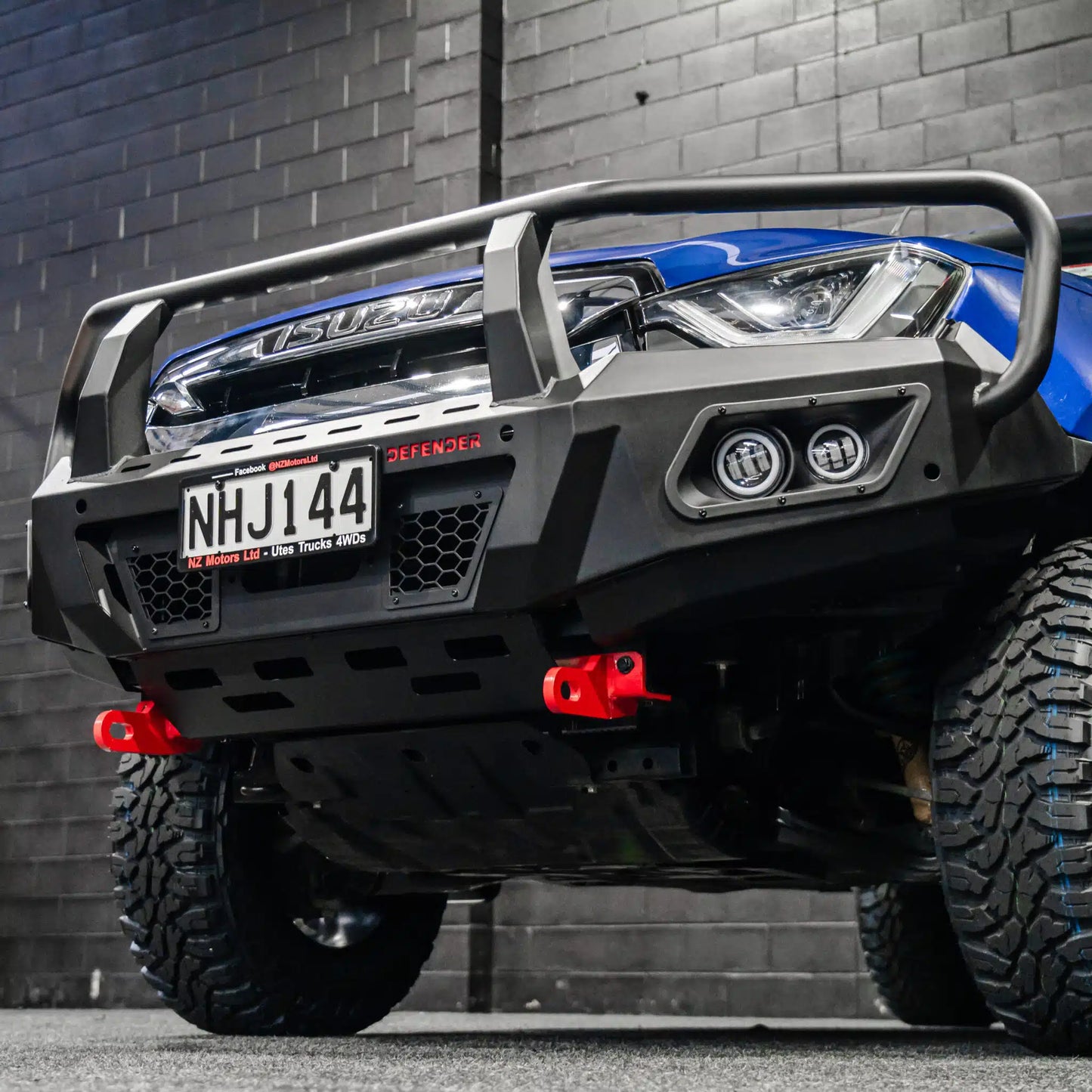 DEFENDER Off-Road Triple Loop Bull-Bar to suit 2021 – Present Isuzu D-Max