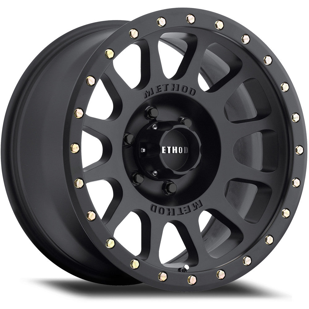 Method 305 NV Matte Black - studio