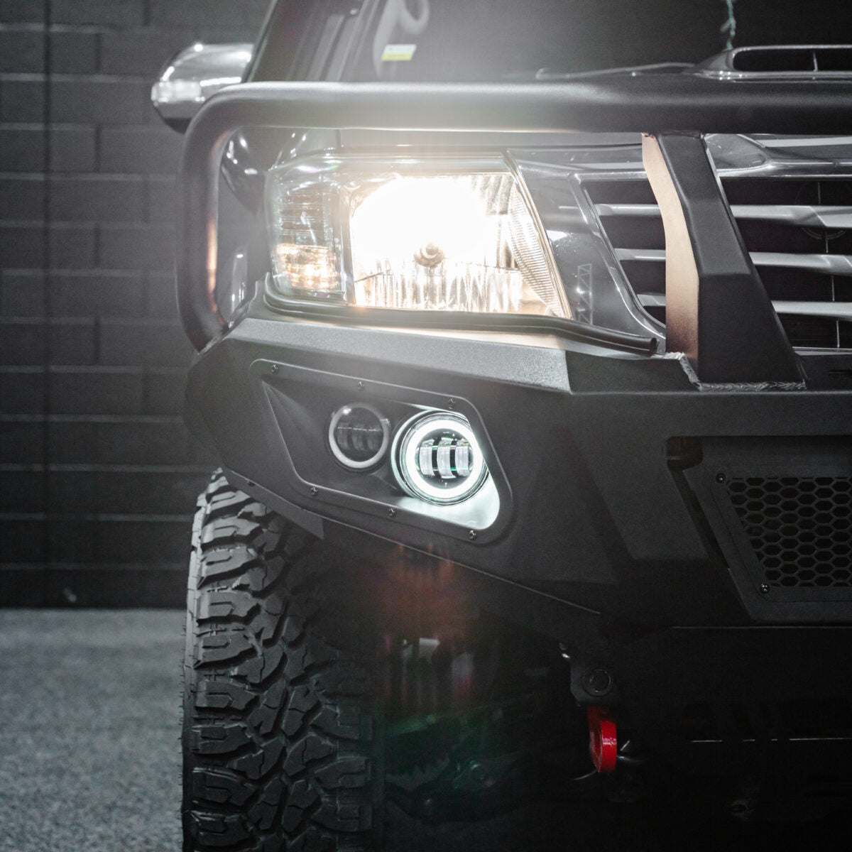 DEFENDER Off-Road Triple Loop Bull-Bar to suit Toyota Hilux Facelift 2012 - 2015