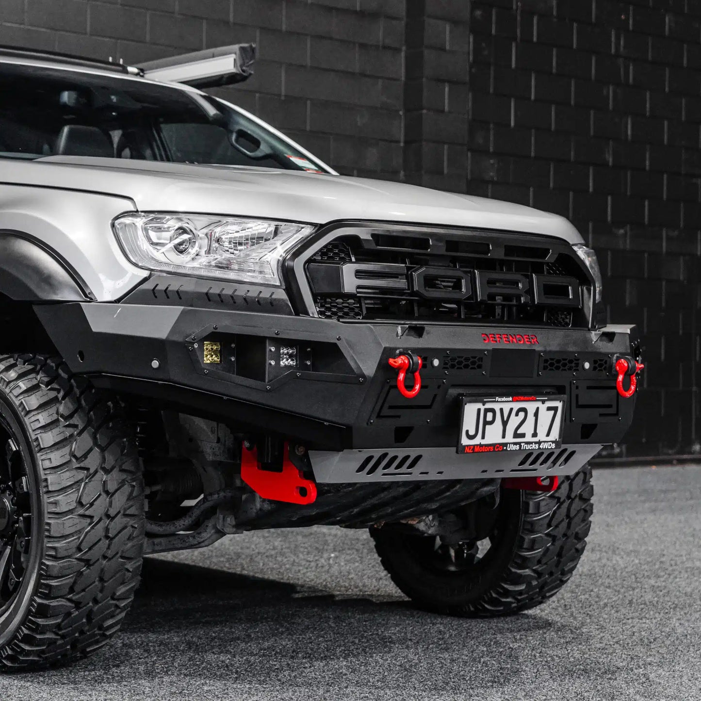 DEFENDER Off-Road Loopless Bull-Bar to suit 2015 – 2022 Ford Ranger