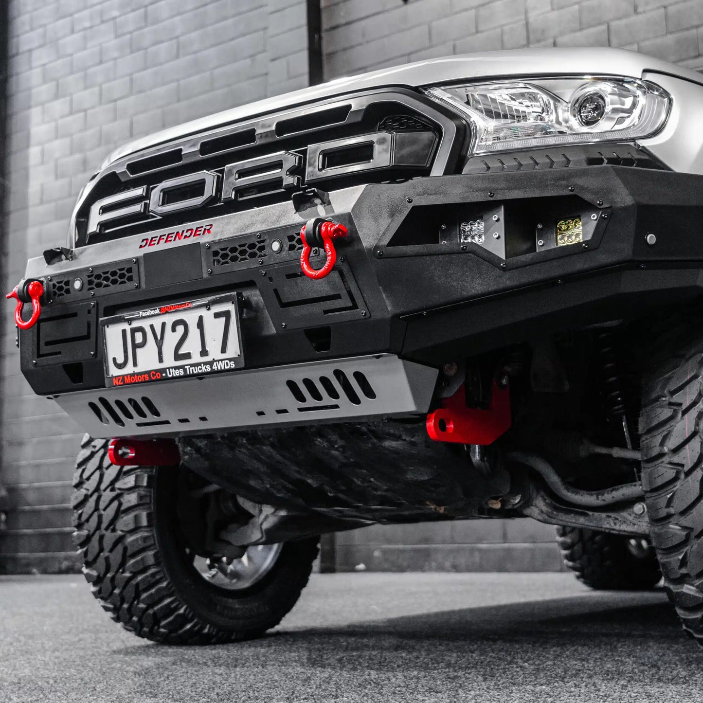 DEFENDER Off-Road Loopless Bull-Bar to suit 2015 – 2022 Ford Ranger