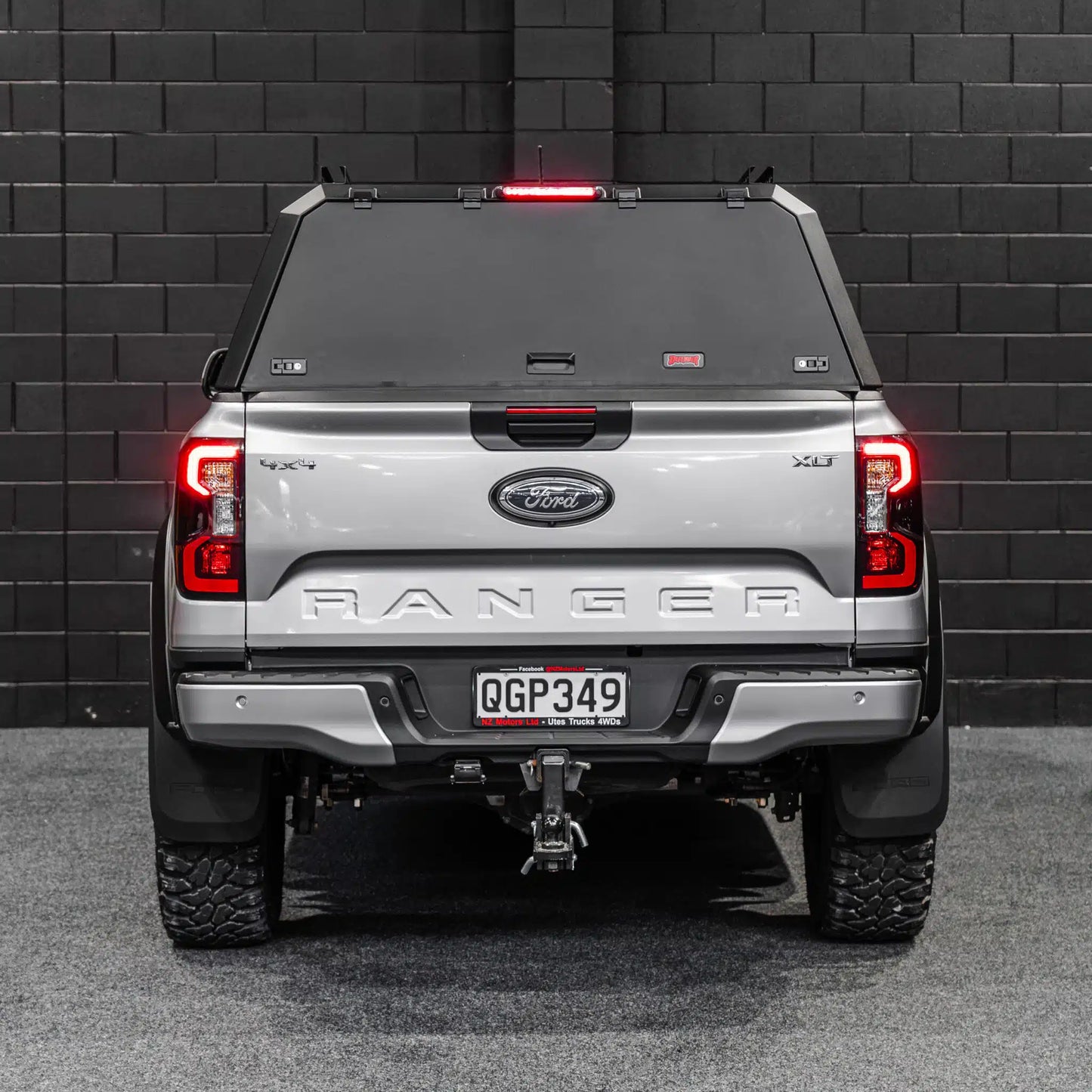 DEFENDER Aluminium Windowless Canopy to suit Ford Ranger Next Generation [2022 – Present]
