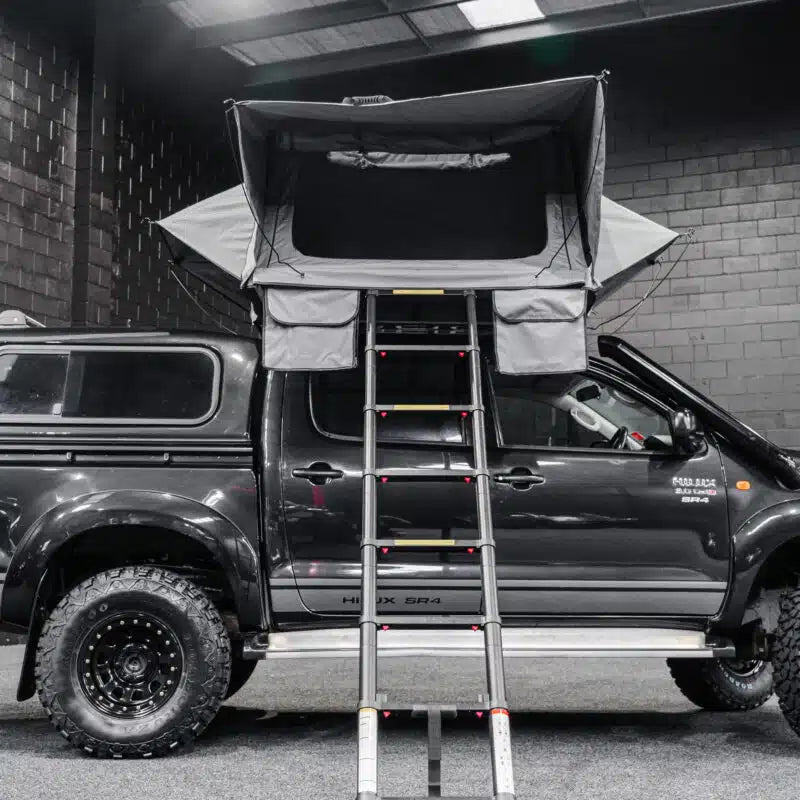 Defender Off Road Cantilever Hard Shell Rooftop Tent